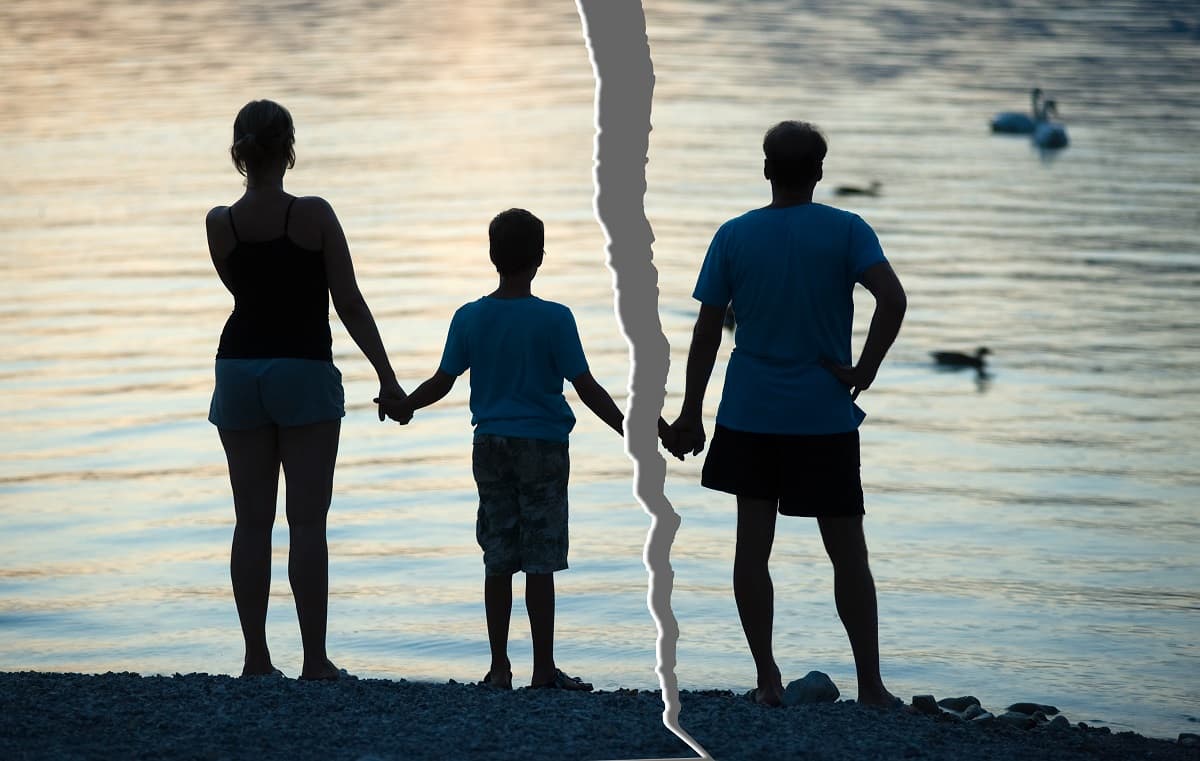 Silhouette of a family separated